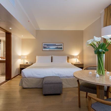 Holiday Inn Montevideo By Ihg Exterior foto