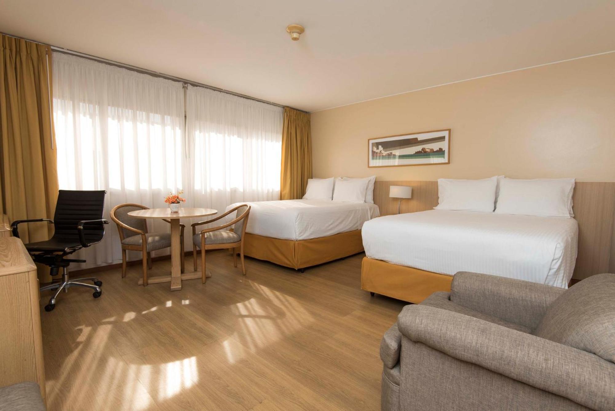 Holiday Inn Montevideo By Ihg Exterior foto