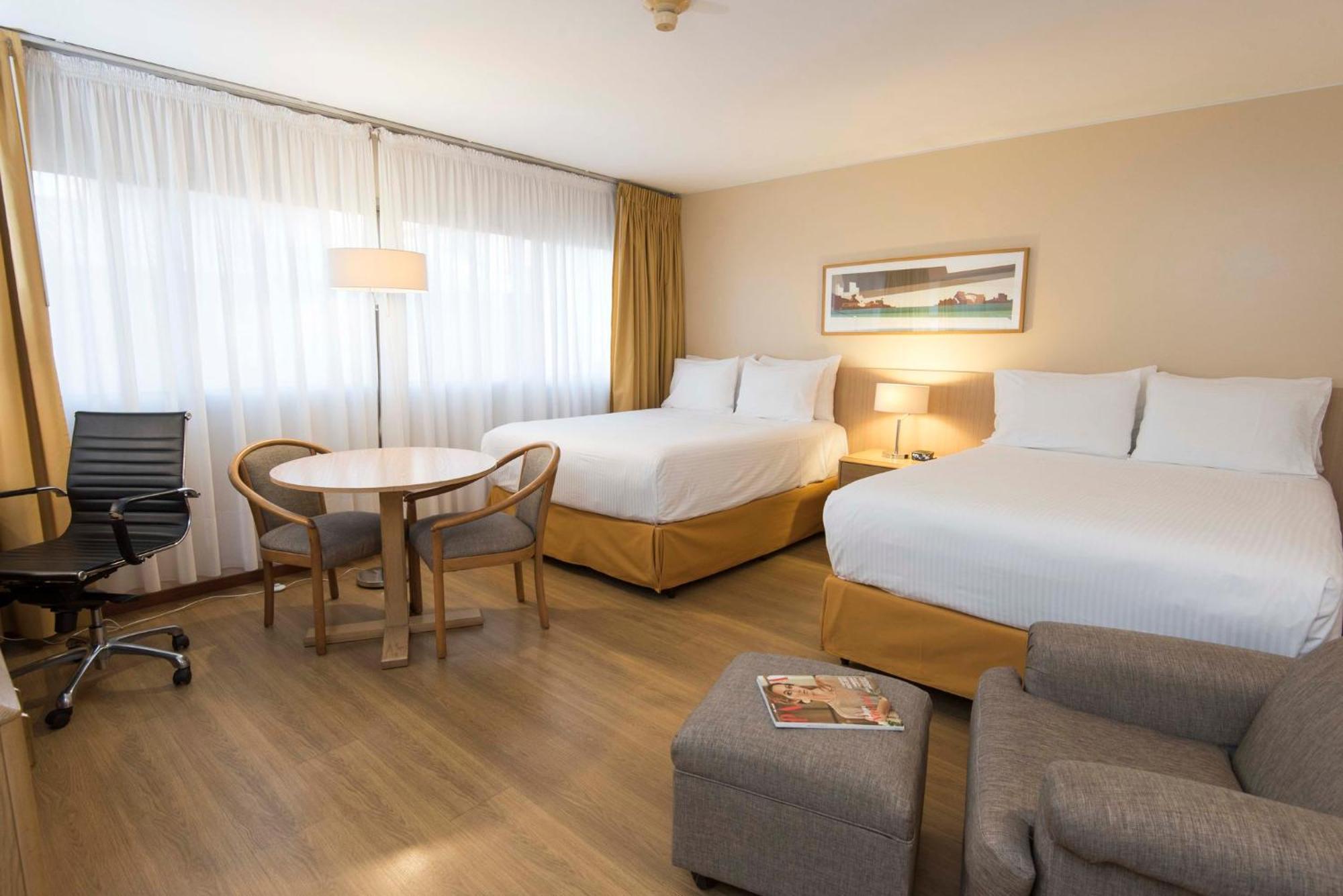 Holiday Inn Montevideo By Ihg Exterior foto